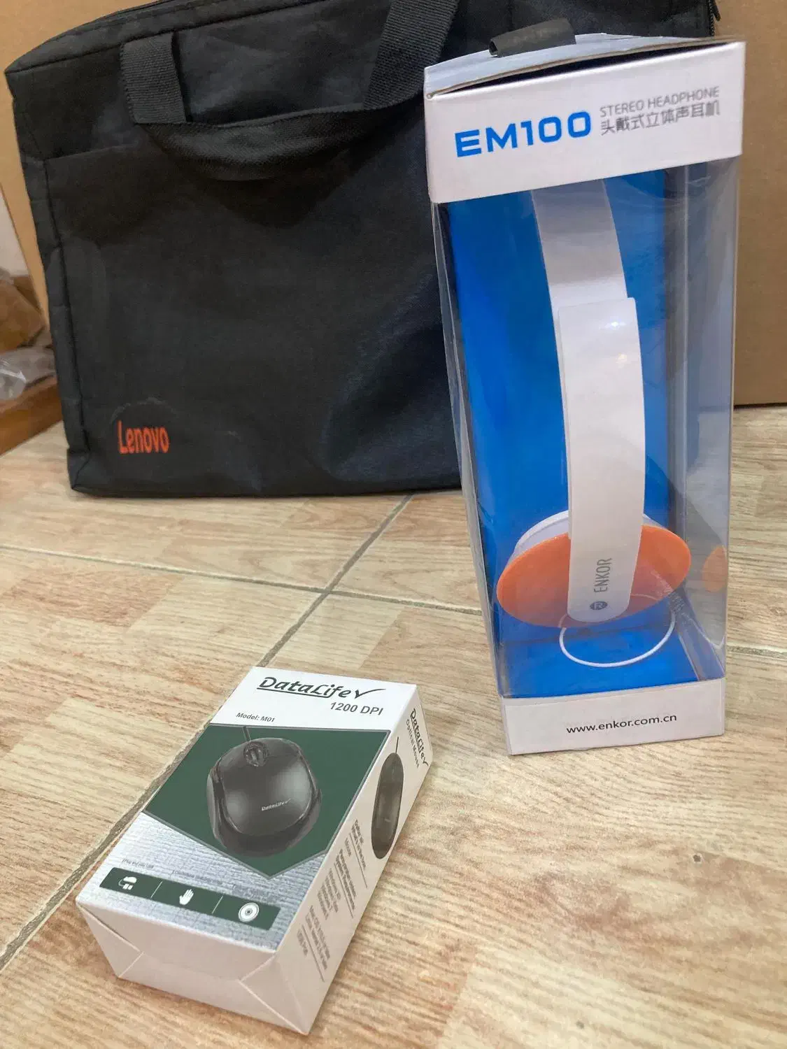 لپ تاپ lenovo  قوی تر از i5 نسل هفت گرافیکدار|رایانه همراه|رشت, چله خانه|دیوار