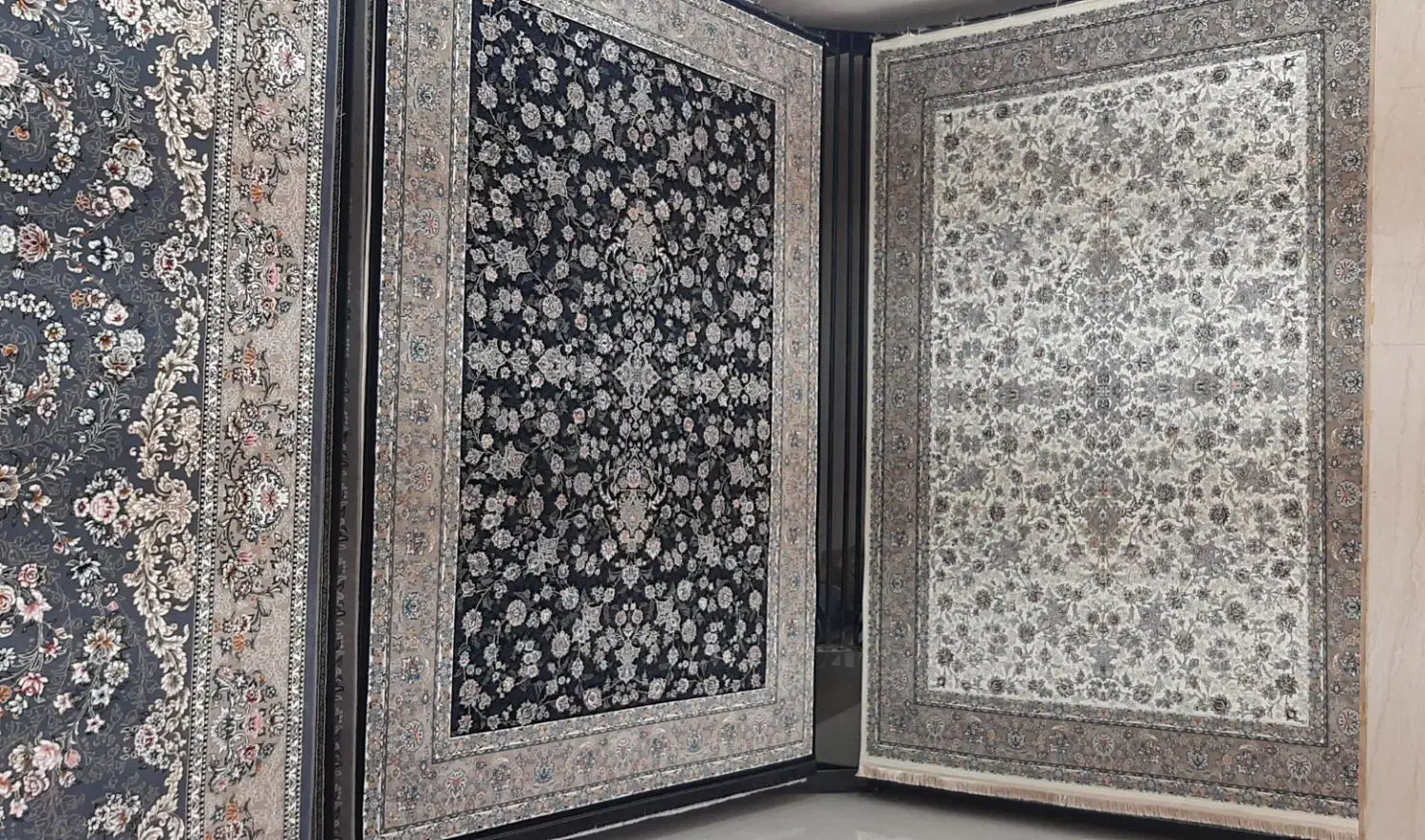 ۷۰۰ شانه درجه ۱|فرش|کرمانشاه, |دیوار