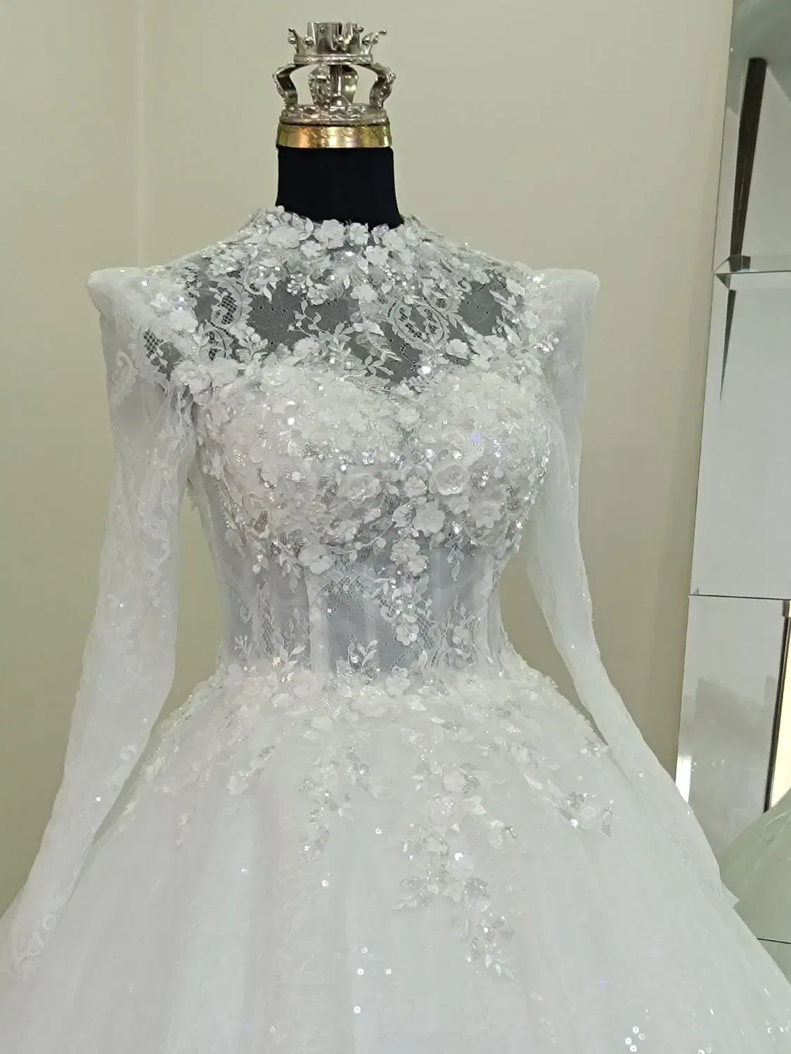 لباس عروس مدل فرانسوی گل برجسته اروپایی|لباس|کرج, کوی زنبق|دیوار