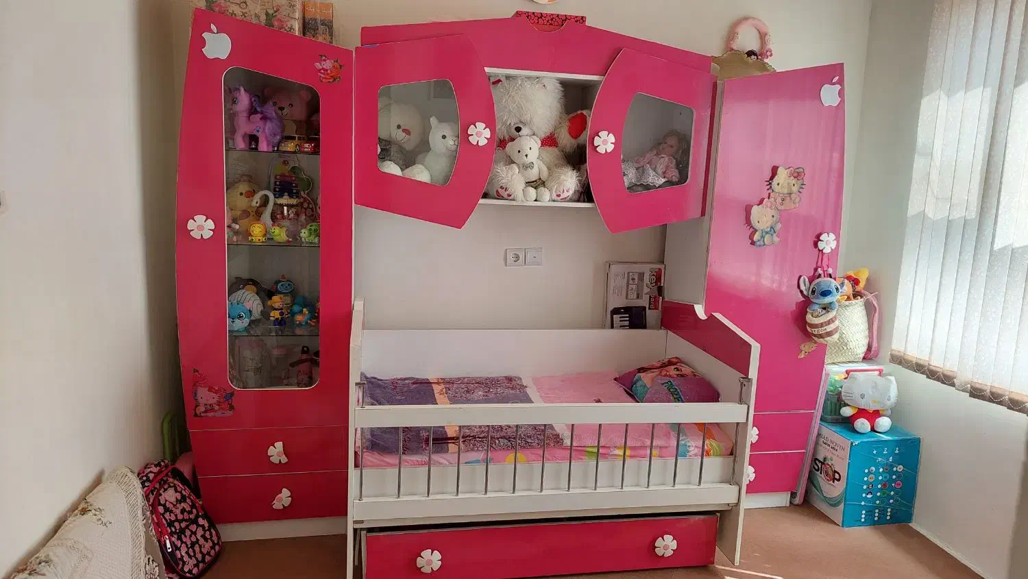 تخت و کمد کودک|تخت و سرویس خواب|بیرجند, |دیوار