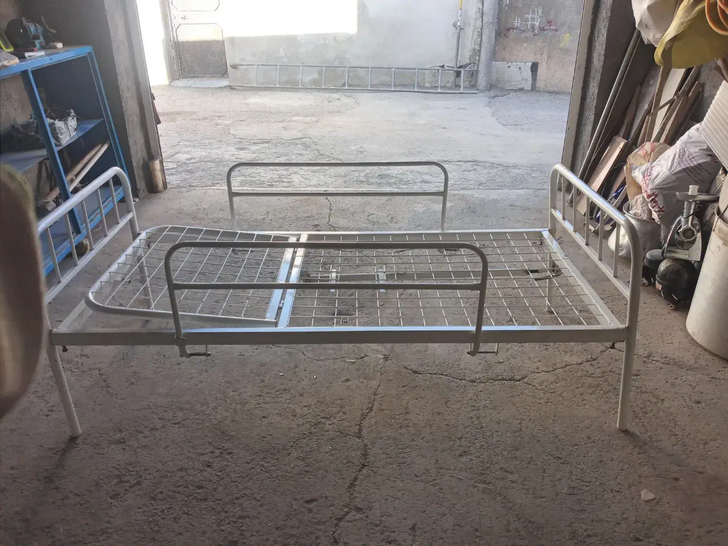 نردبان وتخت|تخت و سرویس خواب|بیجار, |دیوار