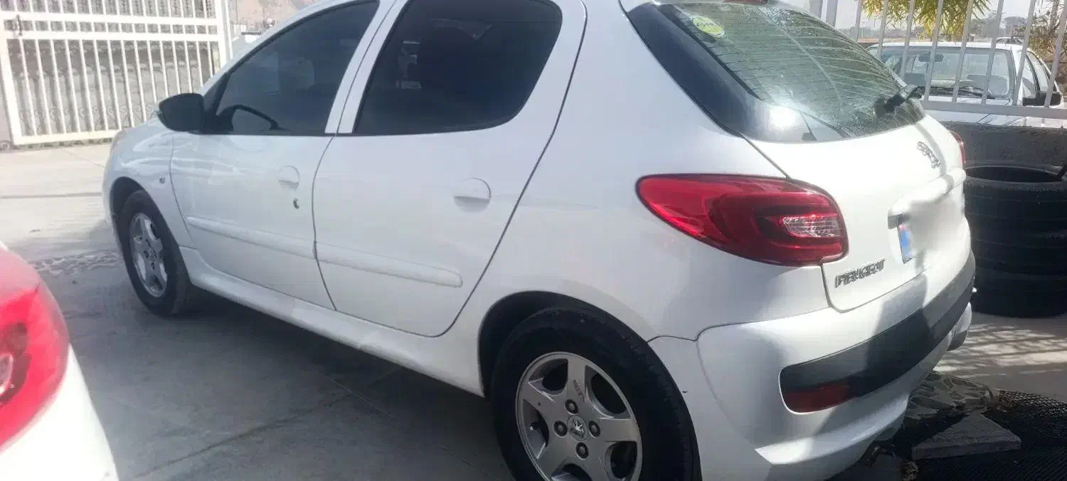 207پانا مدل 1400|خودرو سواری و وانت|زرقان, |دیوار