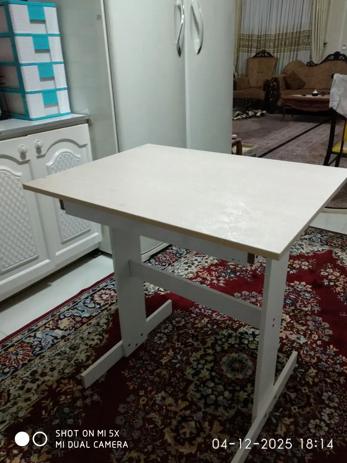 میز|میز و صندلی غذاخوری|ارومیه, |دیوار