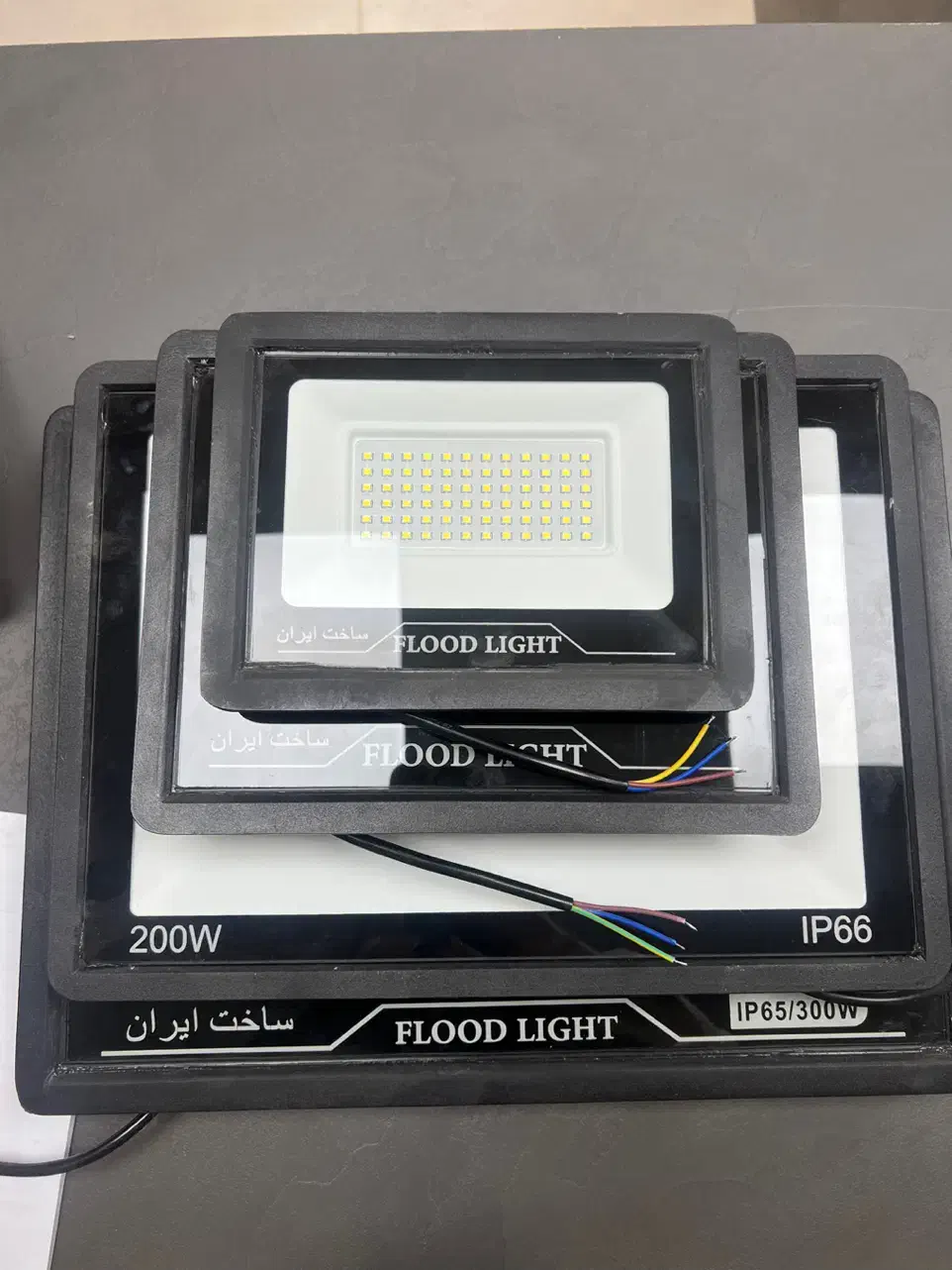 پروژکتور اکونومی( درجه ۱)|لامپ و چراغ|اهواز, نادری|دیوار