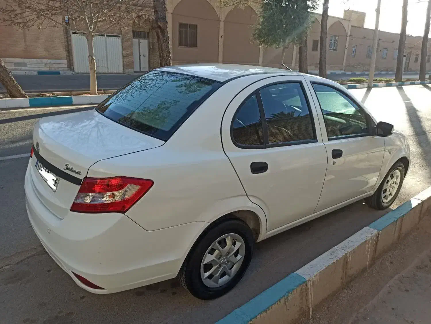 ساینا مدل99|خودرو سواری و وانت|اردکان, |دیوار