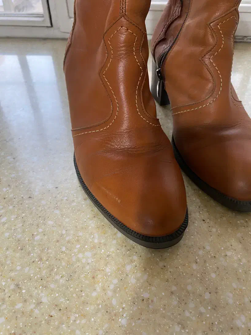 نیم بوت چرم طبیعی|کیف، کفش، کمربند|تهران, جنت‌آباد جنوبی|دیوار