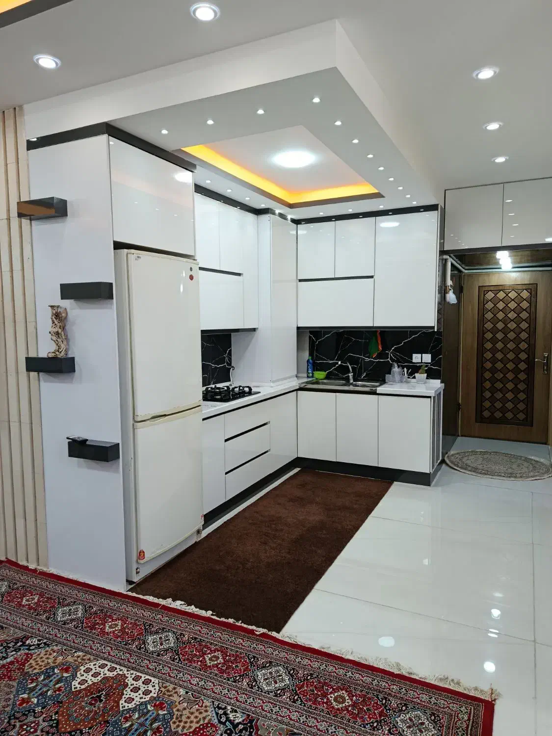 اجاره سوئیت در چادگان / روزانه / دو خواب|اجارهٔ کوتاهمدت آپارتمان و سوئیت|چادگان, |دیوار