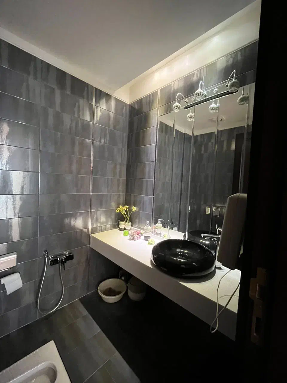 ۲۰۰متری /کامرانیه تاپ لوکیشن