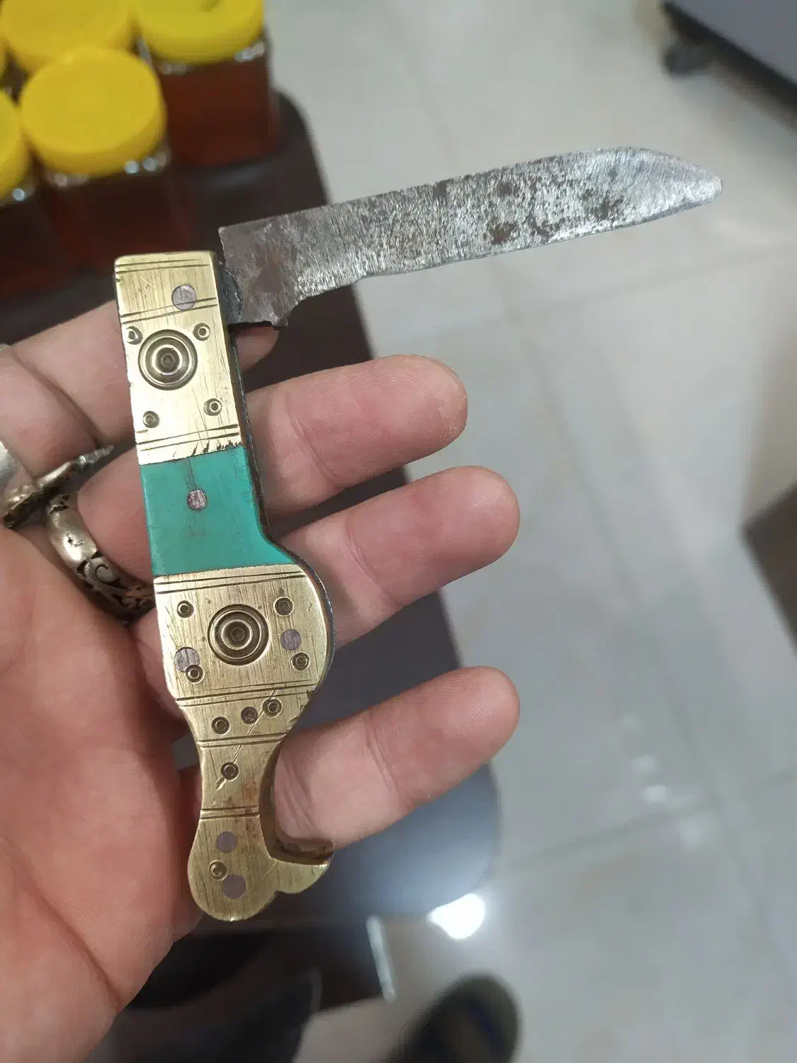 چاقوی عتیقه|کلکسیون اشیاء عتیقه|سبزوار, قصبه شرقی|دیوار