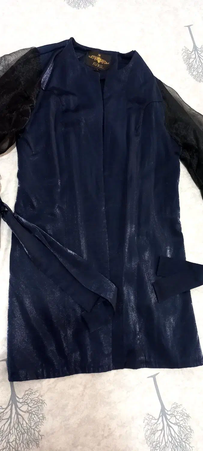 لباس|لباس|رباط‌کریم, نصیرشهر|دیوار