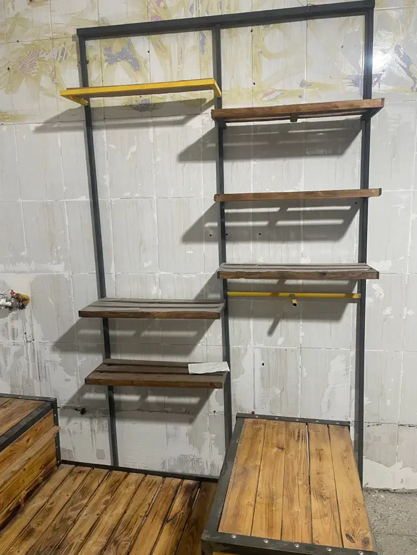 دکور چوبی|کتابخانه، شلف، قفسه‌های دیواری|تربت‌حیدریه, شهرک ولیعصر|دیوار