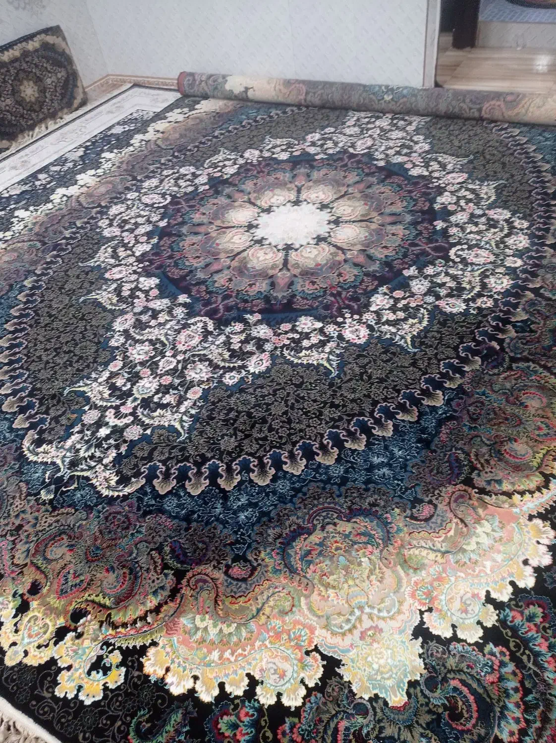 قالی|فرش|خرم‌آباد, |دیوار