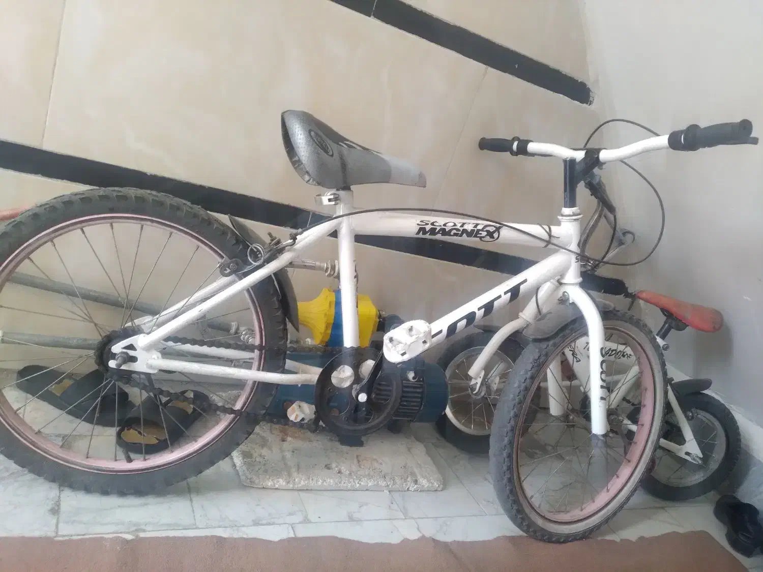 ۳ عدد دوچرخه|دوچرخه، اسکیت، اسکوتر|گلستان (تهران), |دیوار