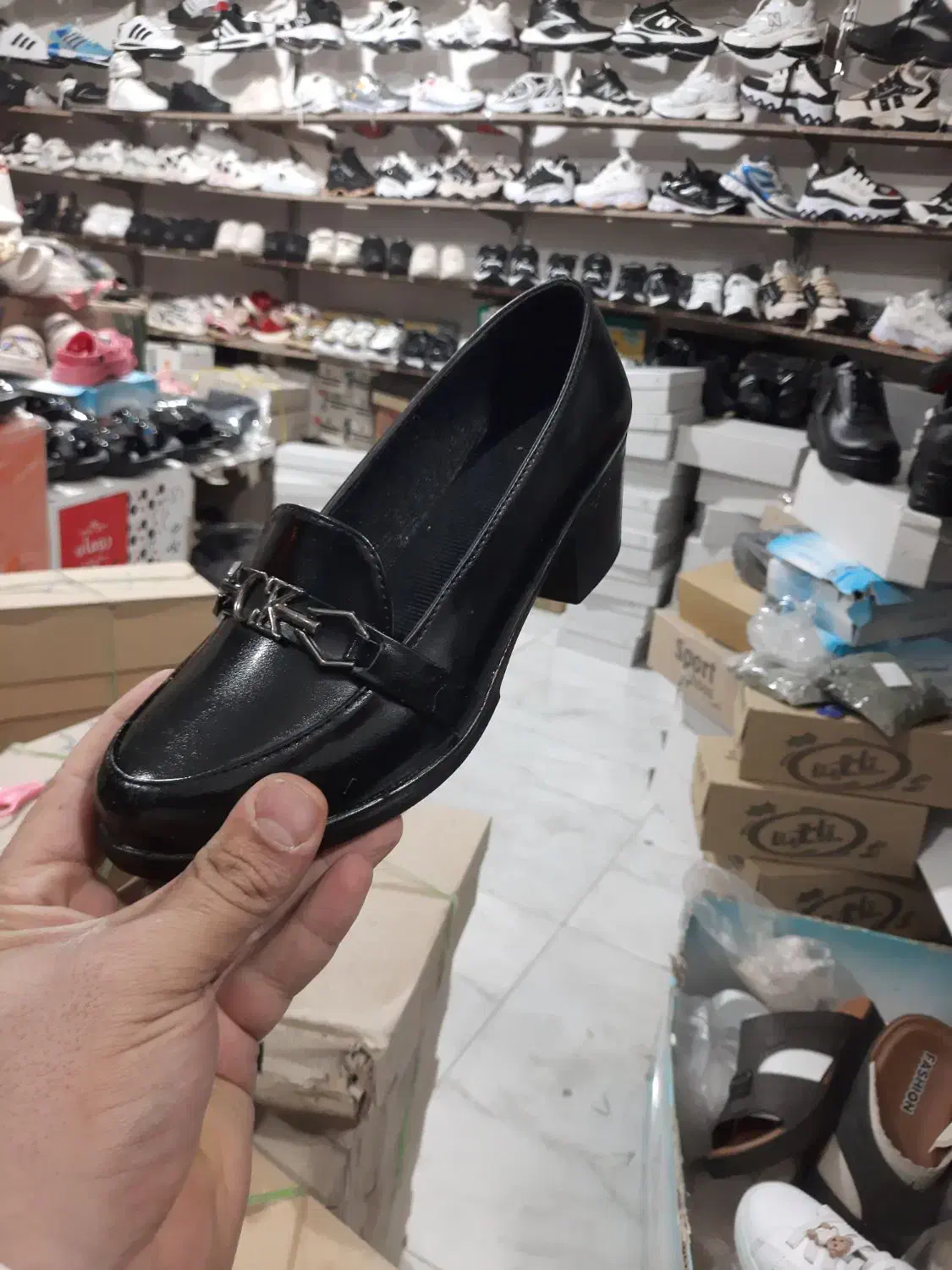 حراج کالج زیره پیو تمام طبی کار تبریز|کیف، کفش، کمربند|کامیاران, |دیوار