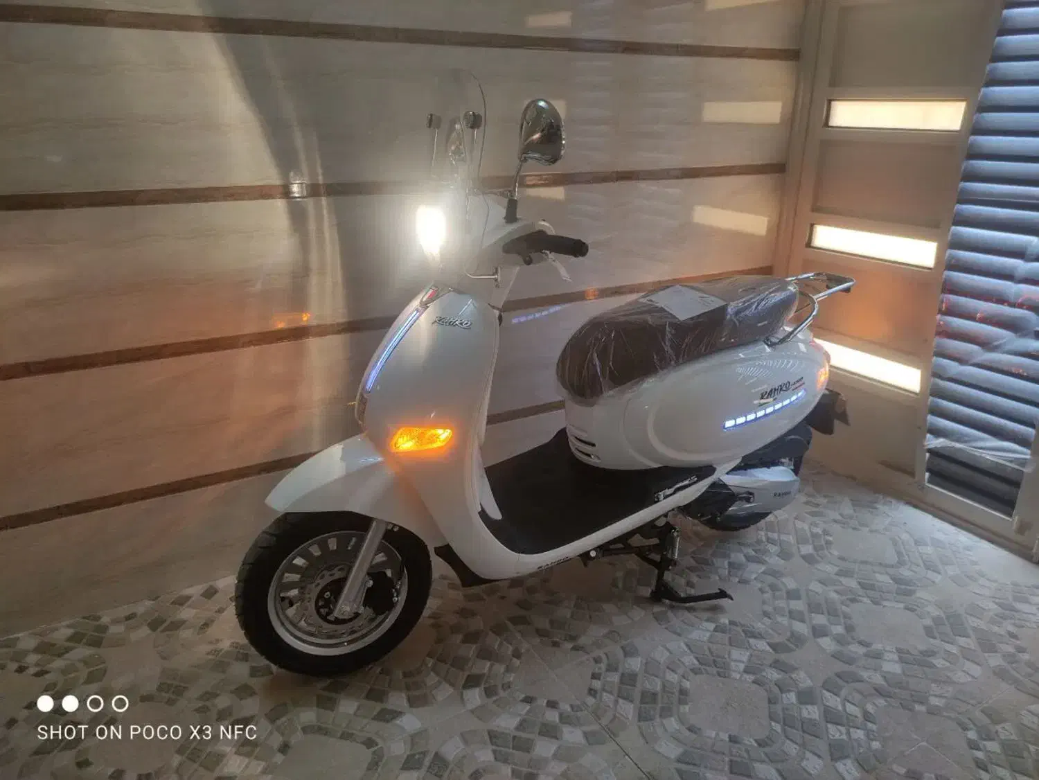 موتور وسپا|موتورسیکلت|کاشان, شهرک انقلاب|دیوار