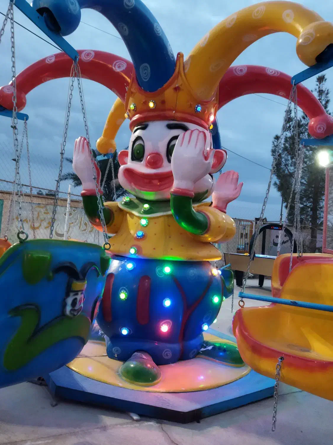 فروش کلی شهربازی(وسایل اصلی) نقد و اقساط|فروشگاه و مغازه|کرمان, |دیوار