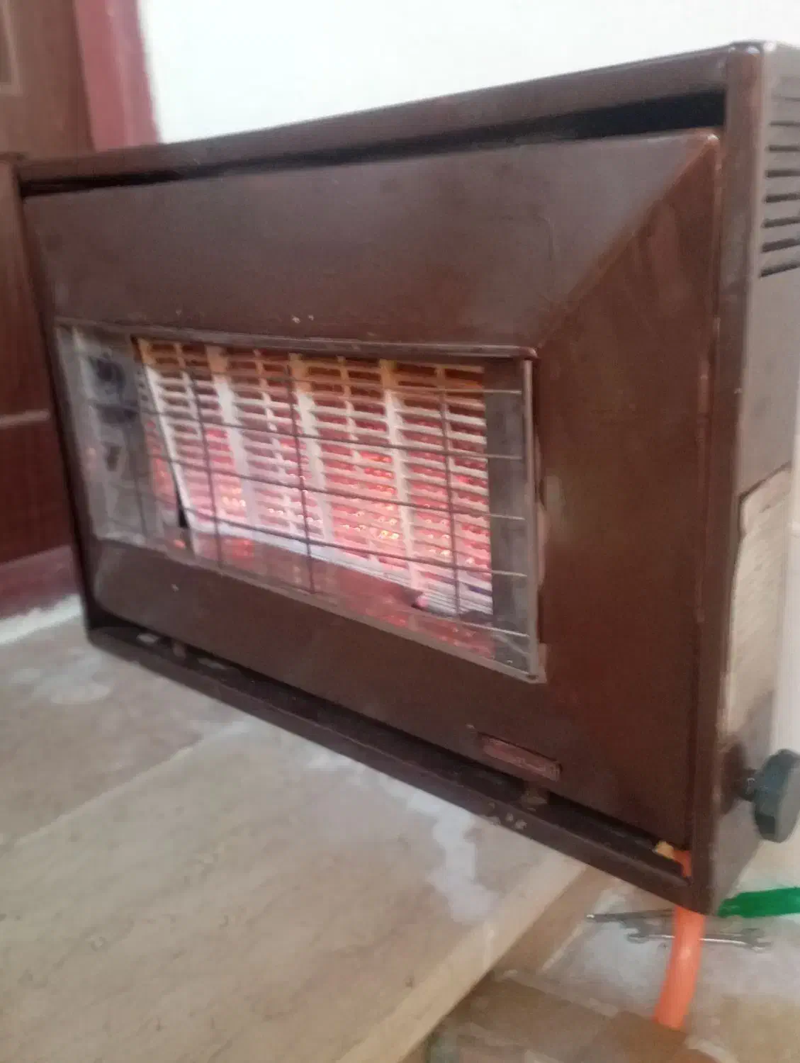 بخاری دیواری شومینه ای آبسال بشرط سلامت|بخاری، هیتر، شومینه|رشت, شهرک صبا|دیوار