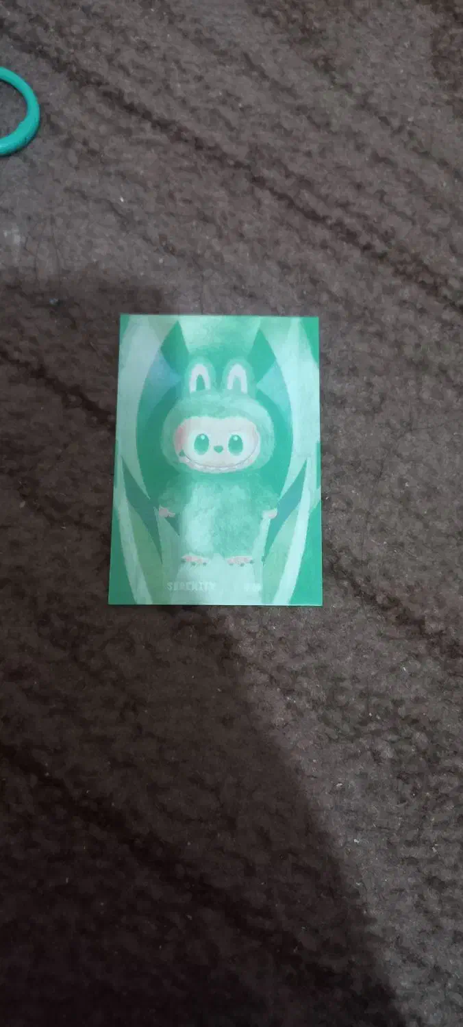 عروسک لبوبو|اسباب‌بازی بچه|بابلسر, |دیوار