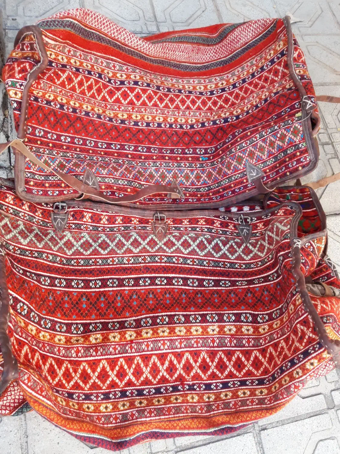 مفرج ( خوابگاه) پشمی دستباف|گلیم، جاجیم، گبه|شیراز, گلدشت معالی‌آباد|دیوار