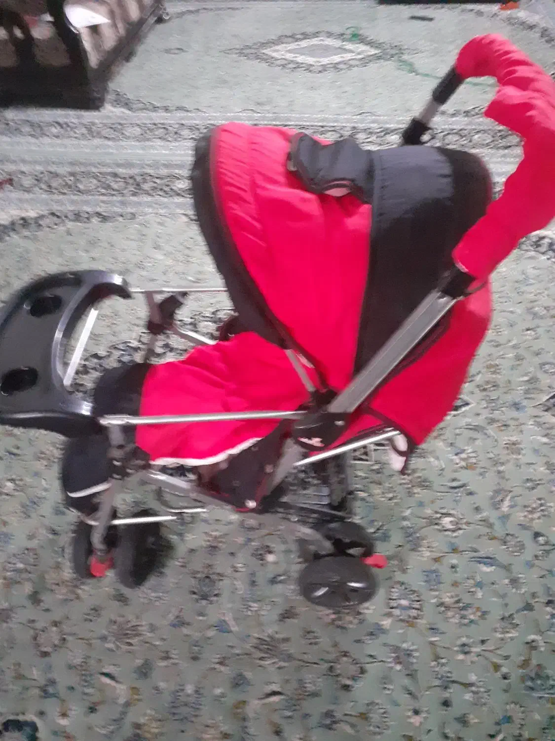 کالسکه شیک قیمت ۱/۵۰۰|کالسکه و لوازم جانبی|بروجرد, |دیوار