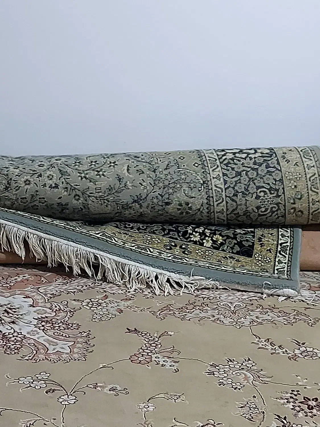 پشتی قالیچه ای|فرش|آباده, |دیوار