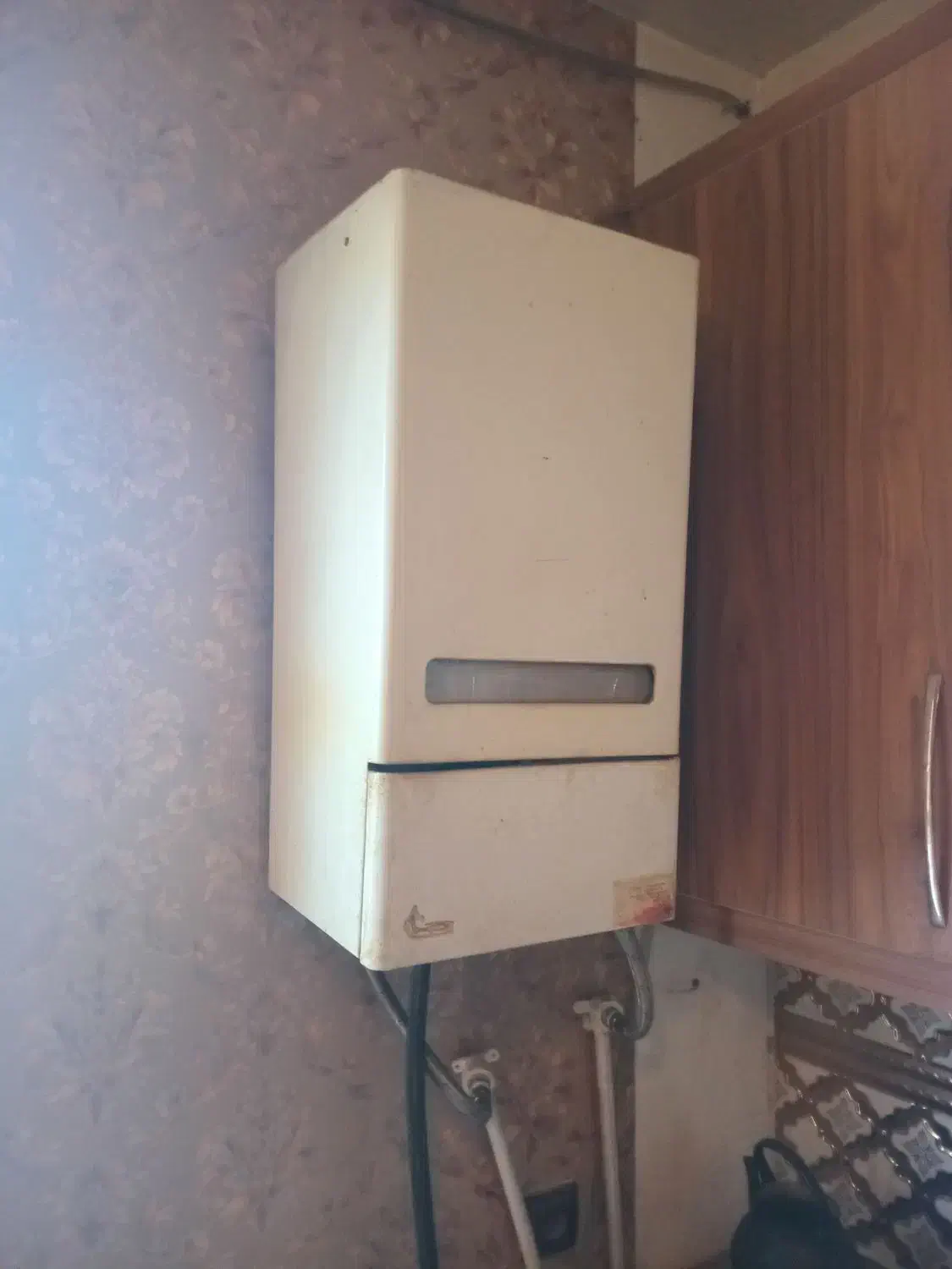 ابگرمکن بوتان B15 سالم|آبگرمکن، پکیج، شوفاژ|اراک, |دیوار