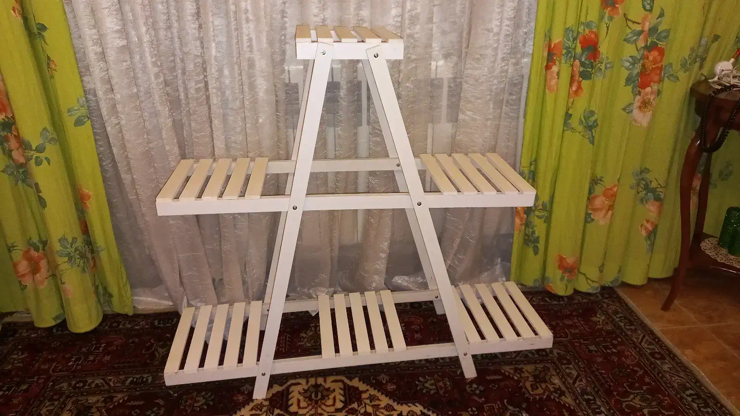 استند  گلدان سفید|کتابخانه، شلف، قفسههای دیواری|تبریز, |دیوار