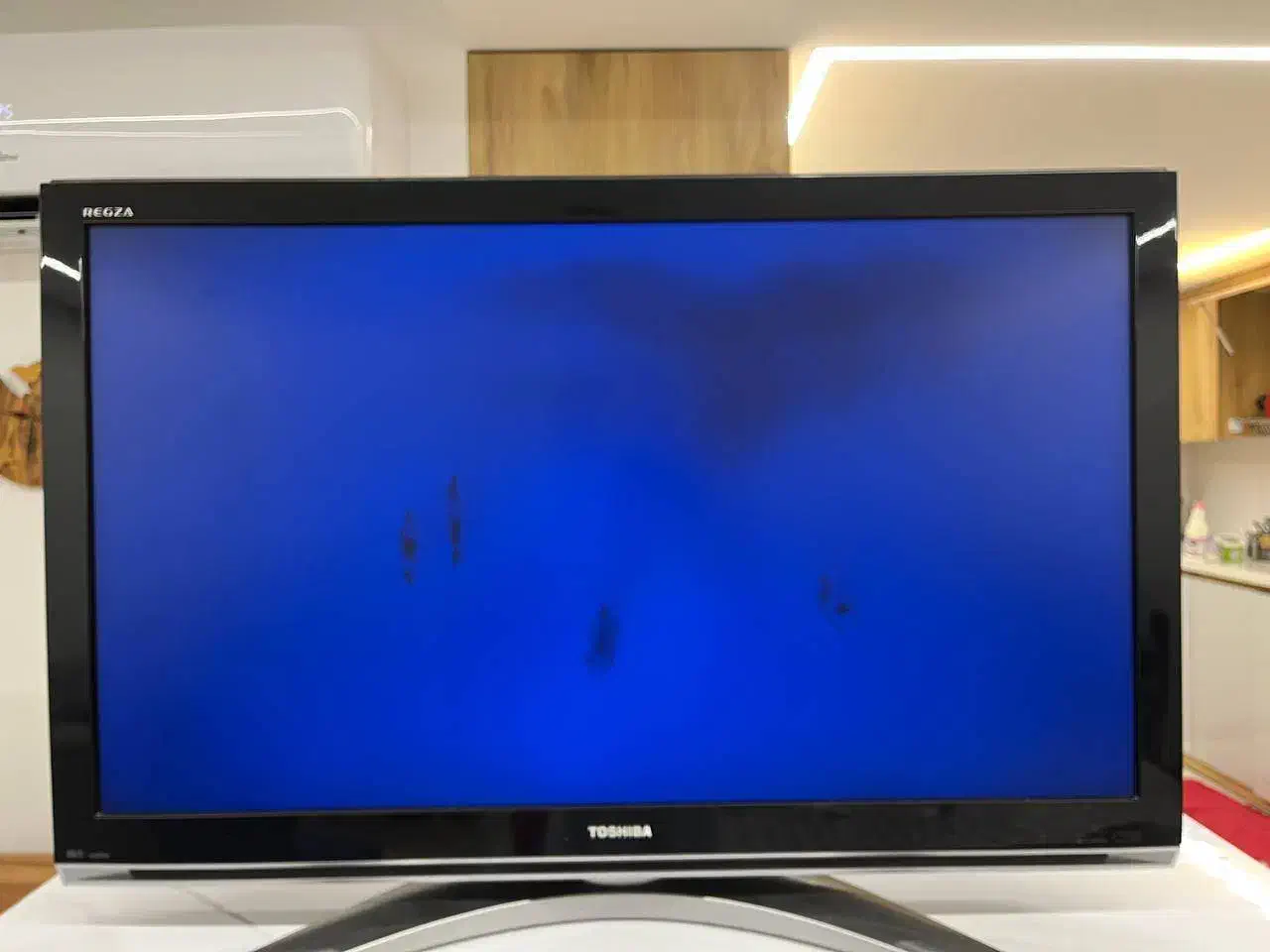فروش تلویزیون LCD توشیبا|تلویزیون و پروژکتور|شیراز, قدوسی شرقی|دیوار
