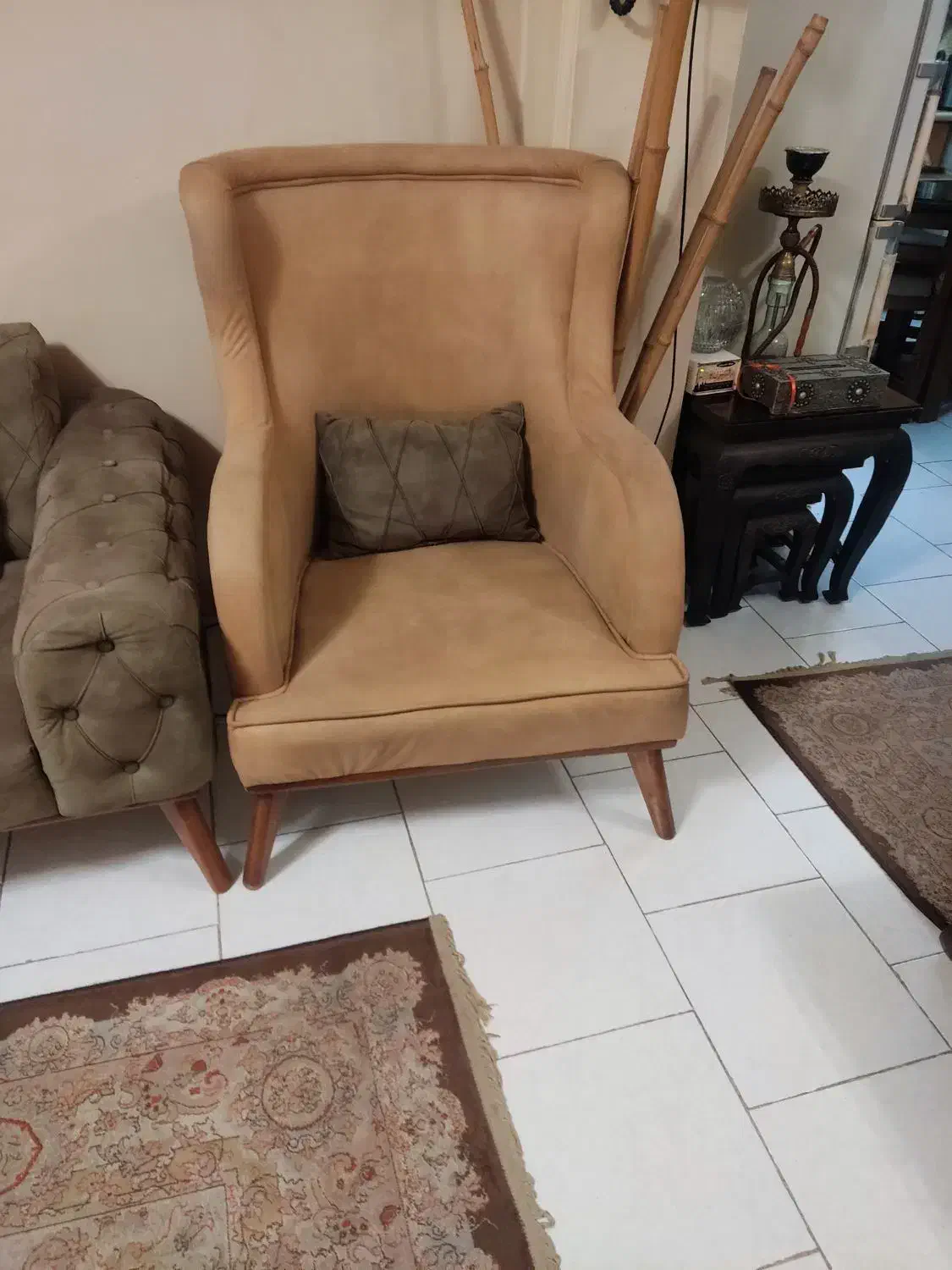 مبلمان چستر 7 نفره|مبلمان خانگی و میز عسلی|رشت, خمیران زاهدان|دیوار