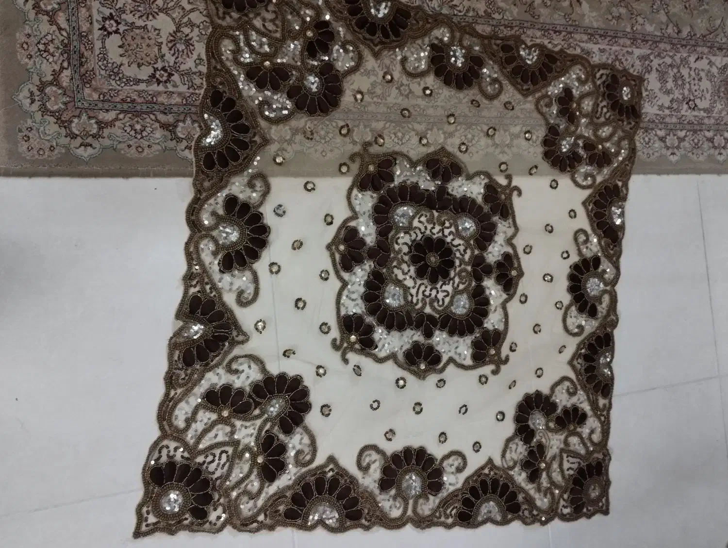 رو میزی|پرده، رانر، رومیزی|بندر انزلی, نیمه شعبان|دیوار