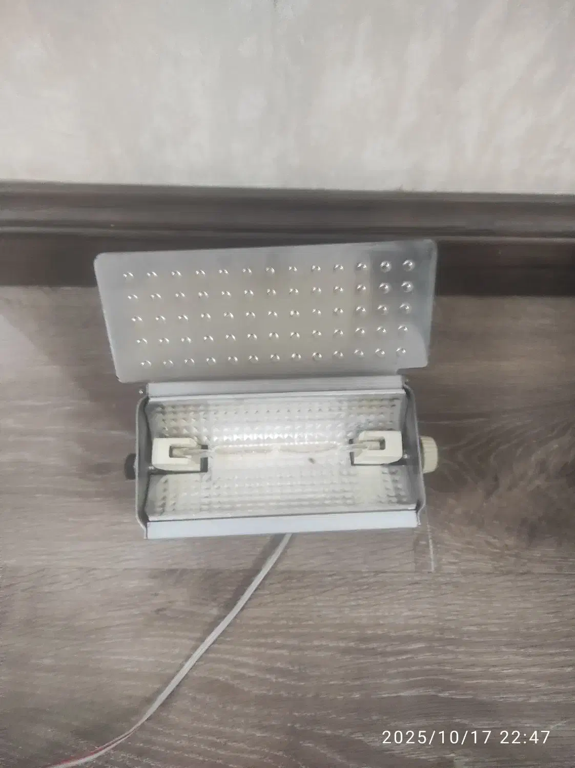 پروژکتور هالوژنی فلزی با کیفیت بالا|لامپ و چراغ|کرج, شاهین‌ویلا|دیوار