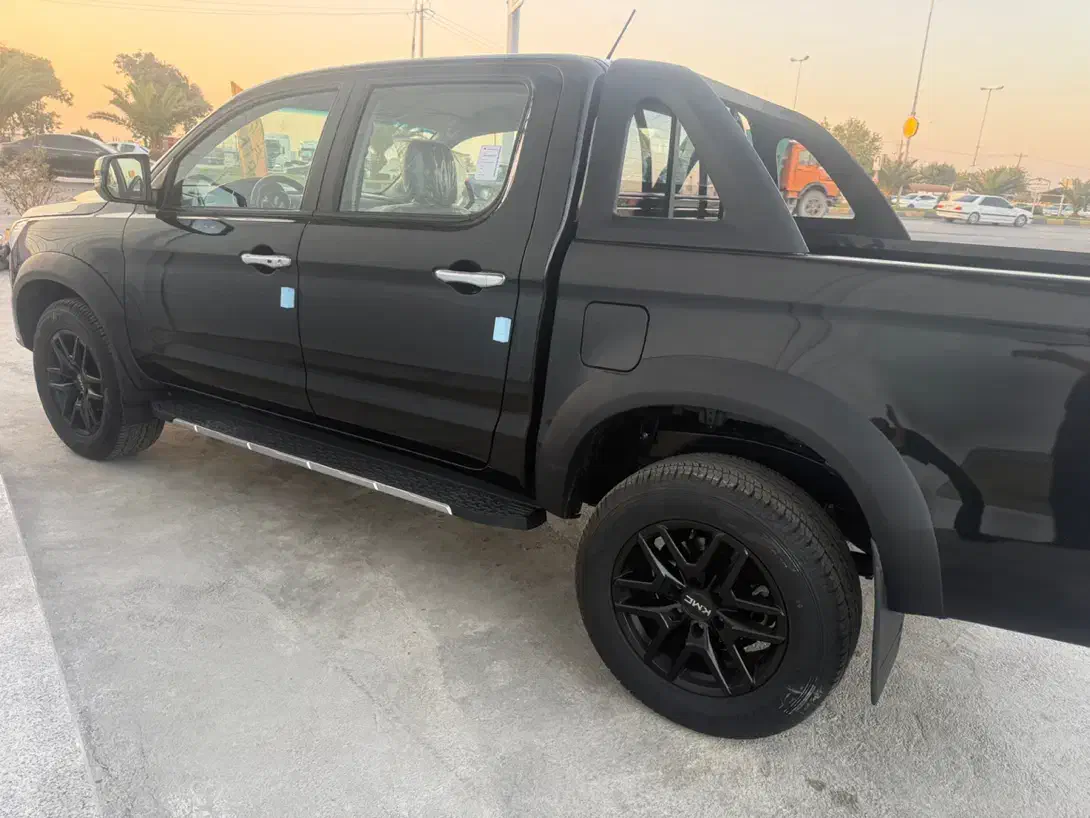 کی ام سی مدل۴۰۲کارکرد ۱۶۰۰۰هزارتاصفر|خودرو سواری و وانت|مرودشت, فاز اول شهرک فرهنگیان|دیوار