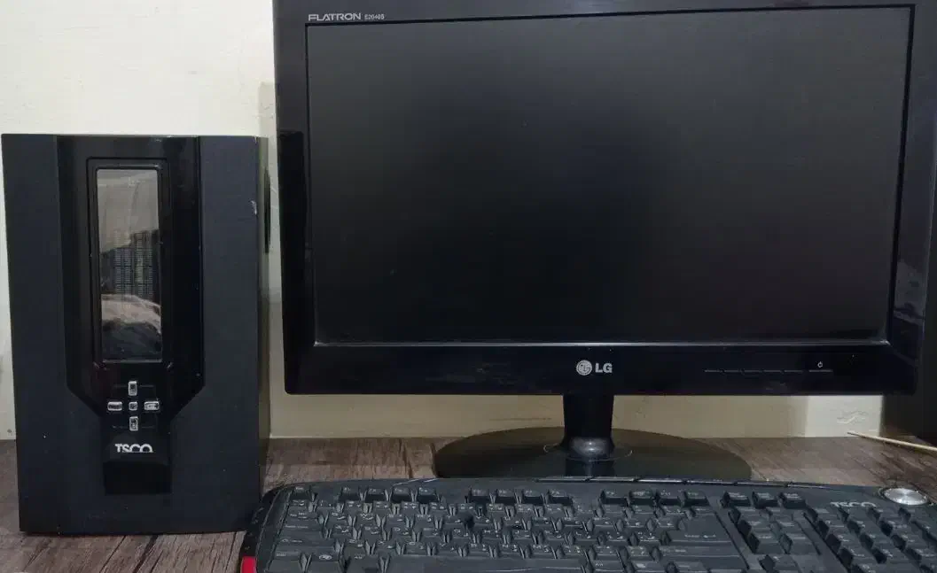 مانیتور و کیبورد|قطعات و لوازم جانبی رایانه|دزفول, |دیوار