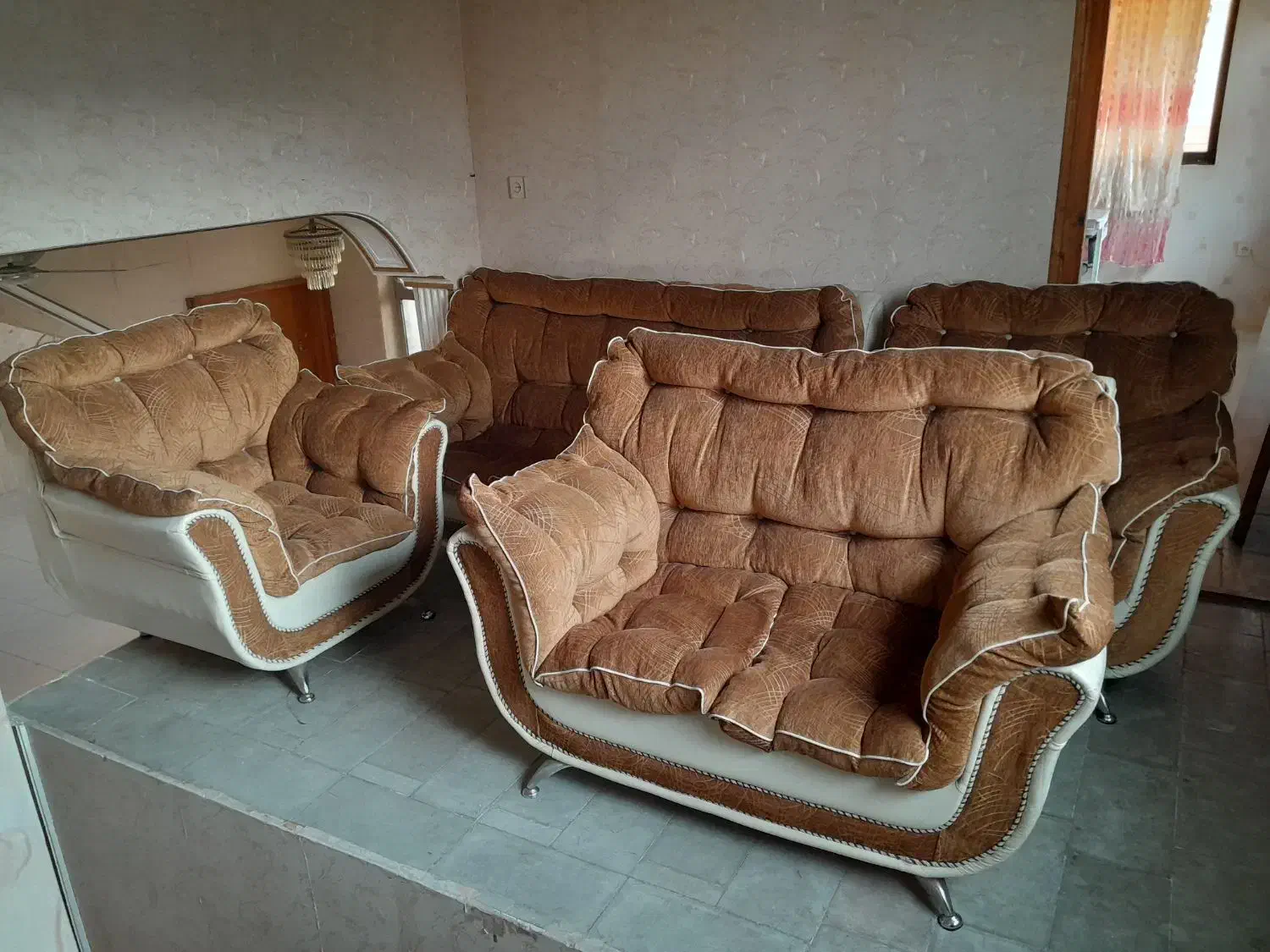 مبلمان ۷ نفره|مبلمان خانگی و میز عسلی|قائمشهر, |دیوار