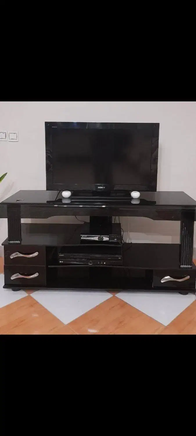 ال سیدی و میز ال سی دی و دستگاه تیوی|تلویزیون و پروژکتور|فردیس, شهرک شهید حسینی|دیوار