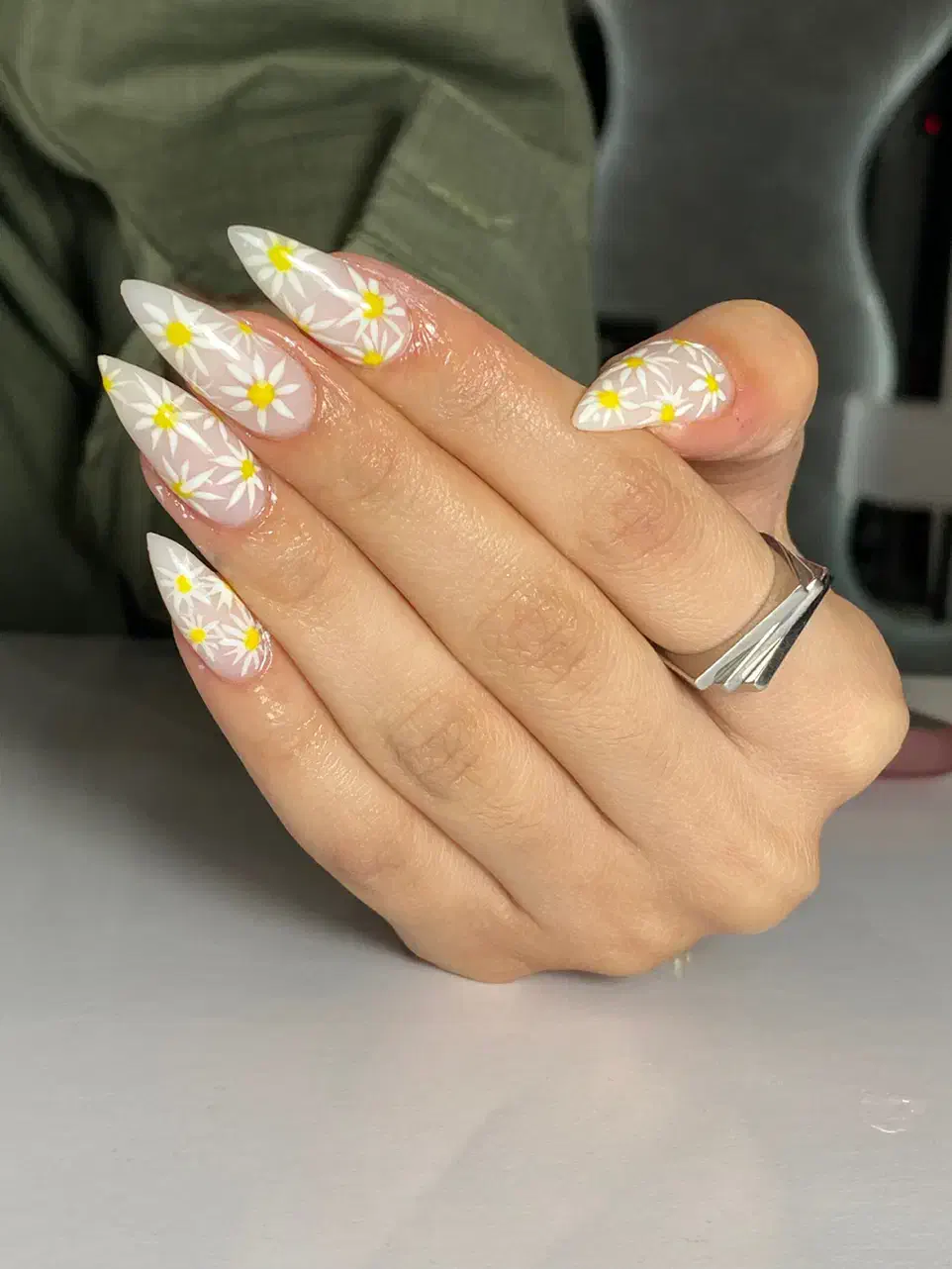 ارائه خدمات تخصصی ناخن،کاشت وآموزش حرفه ای درماسال|خدمات آرایشگری و زیبایی|ماسال, |دیوار