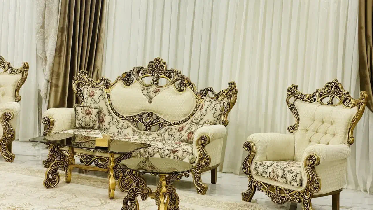 مبل سلطنتی 9 نفره در حد نو|مبلمان خانگی و میز عسلی|شیراز, عفیف‌آباد|دیوار