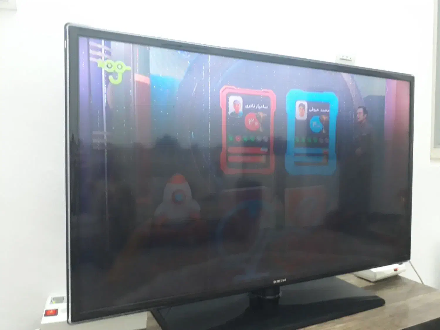 تلویزیون ۴۰ اینچ سامسونگ|تلویزیون و پروژکتور|قزوین, |دیوار
