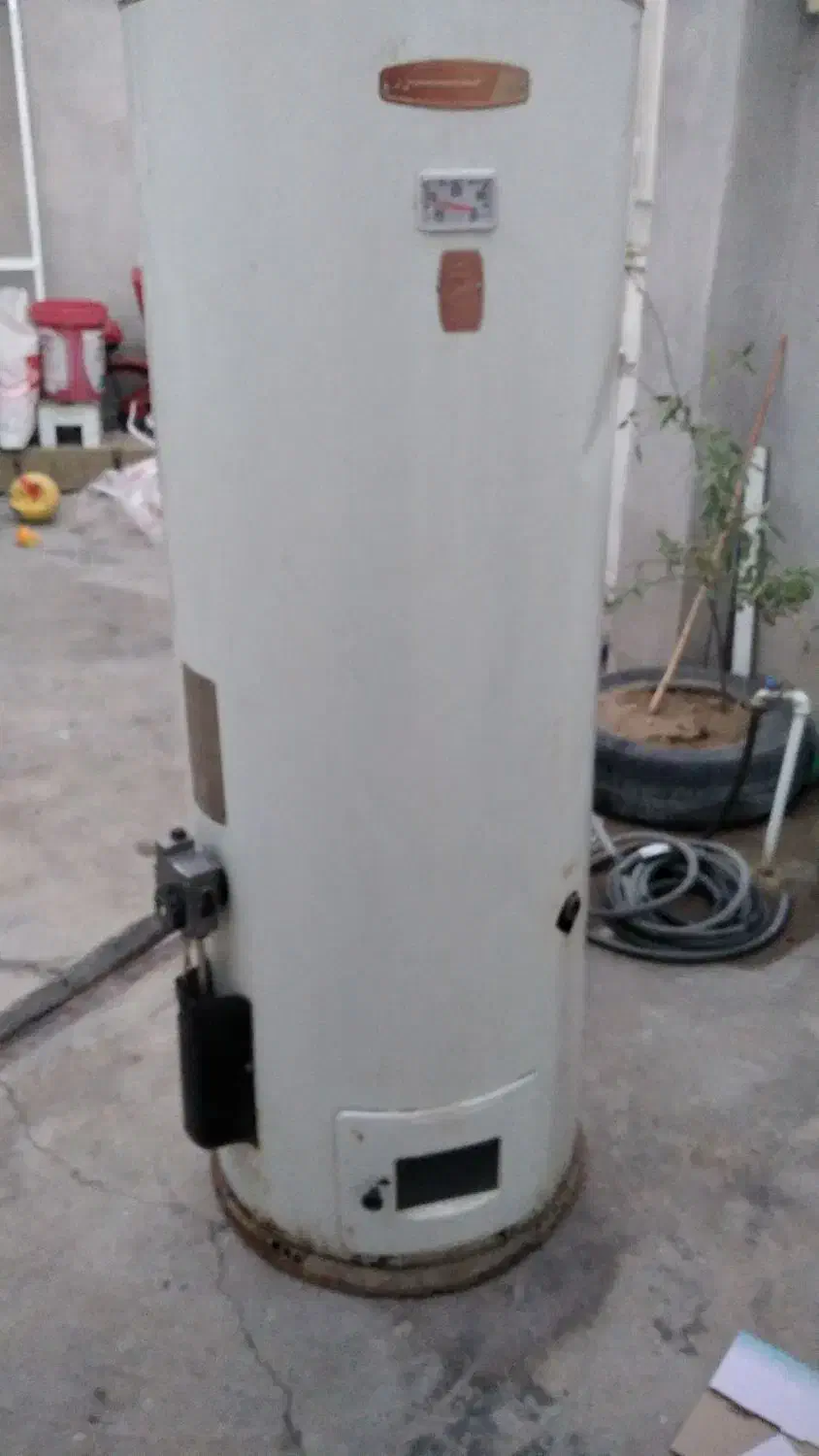 آبگرمکن قاینارخزر ۱۶۰لیتری کار کرده|آبگرمکن، پکیج، شوفاژ|میاندوآب, |دیوار