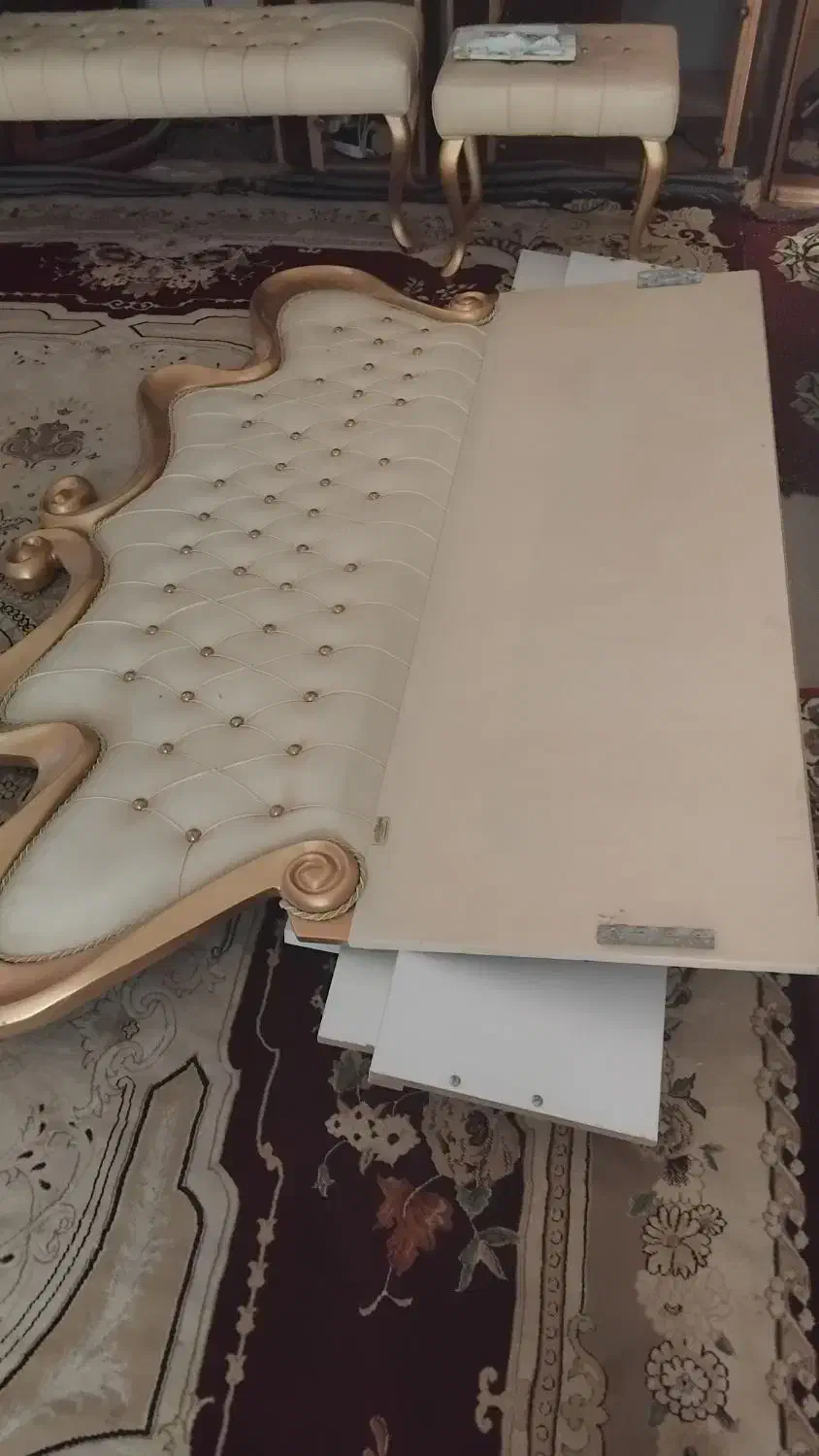 تخت دونفره|تخت و سرویس خواب|شیروان (خراسان), |دیوار