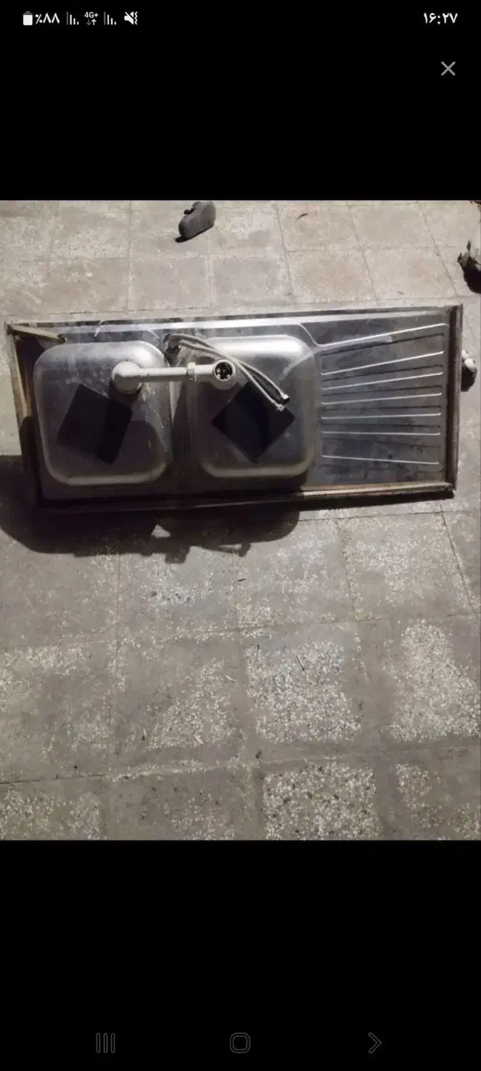 سینک با شیر|آب‌چکان و نظم‌دهنده ظروف|تربت‌حیدریه, حاجی یار‎|دیوار