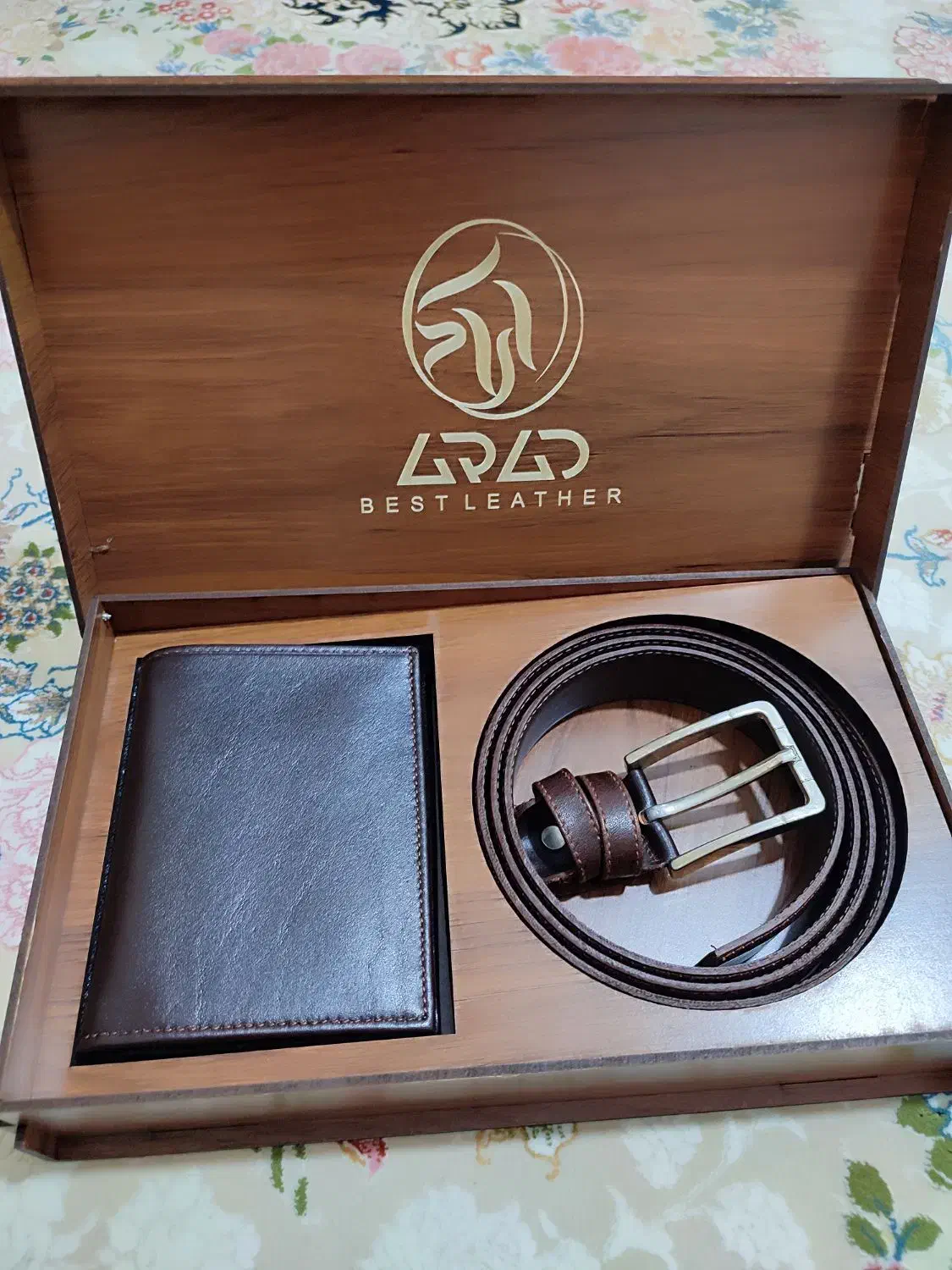 کیف وکمربند تمام چرم|کیف، کفش، کمربند|رشت, نیروی دریایی|دیوار