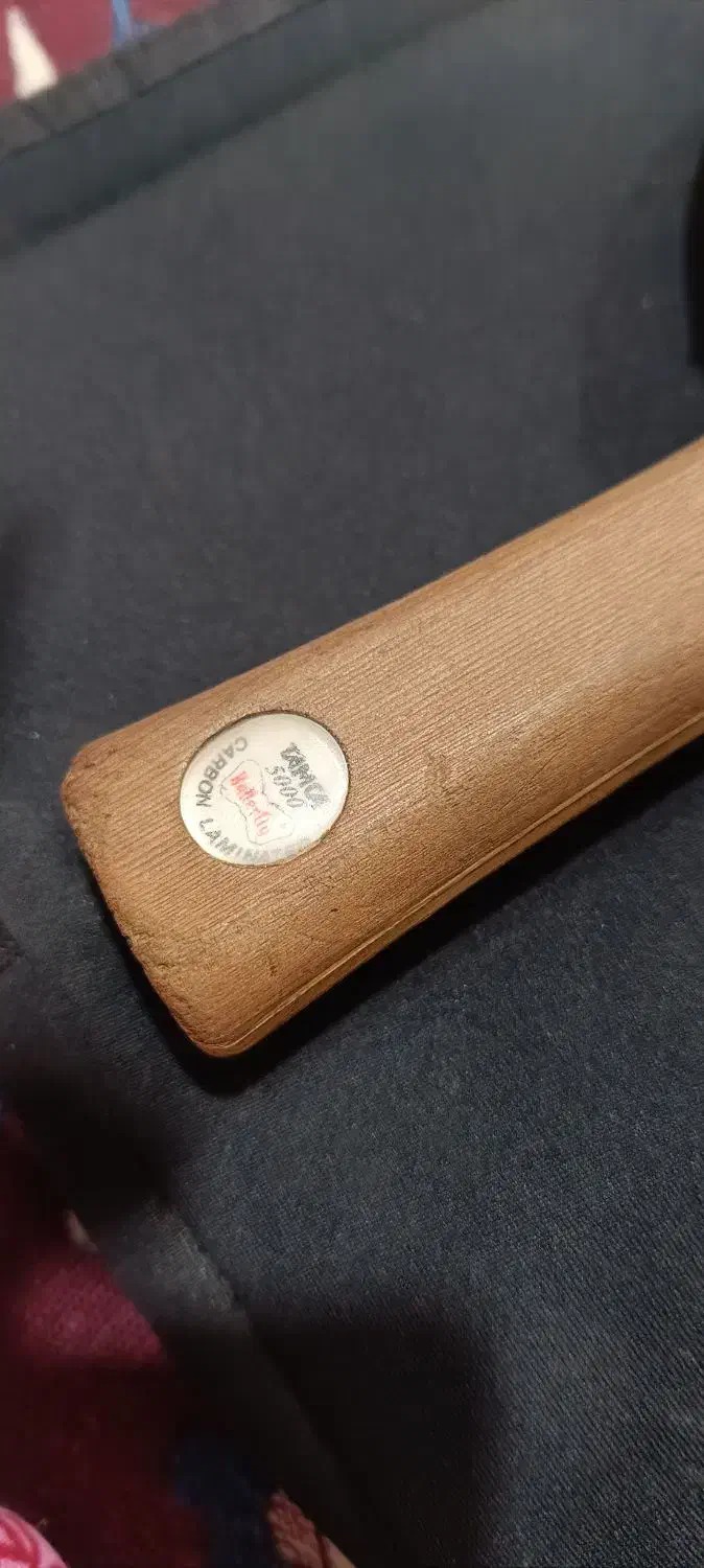 یک عدد راکت پینگ پنگ چوب gergly و رویه red flame|ورزشهای توپی|کرمان, |دیوار