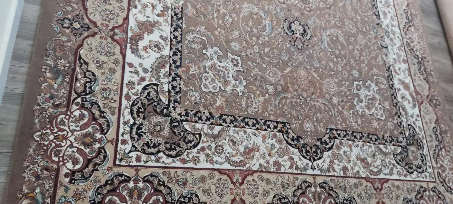 فروش لوازم منزل بدلیل مهاجرت|مبلمان خانگی و میز عسلی|پرند, فاز ۱|دیوار