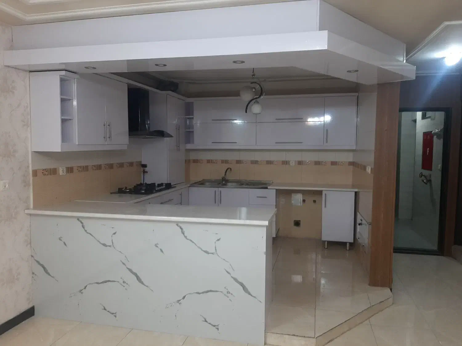 اپارتمان‌۲ خوابه فضل اباد|اجارهٔ آپارتمان|شیراز, شهرک ولیعصر|دیوار