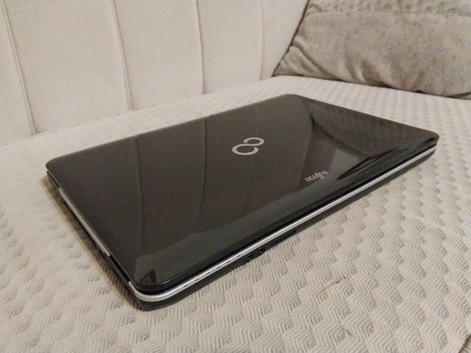 لبتاپ فوجیتسو|رایانه همراه|پردیس, فاز ۱|دیوار