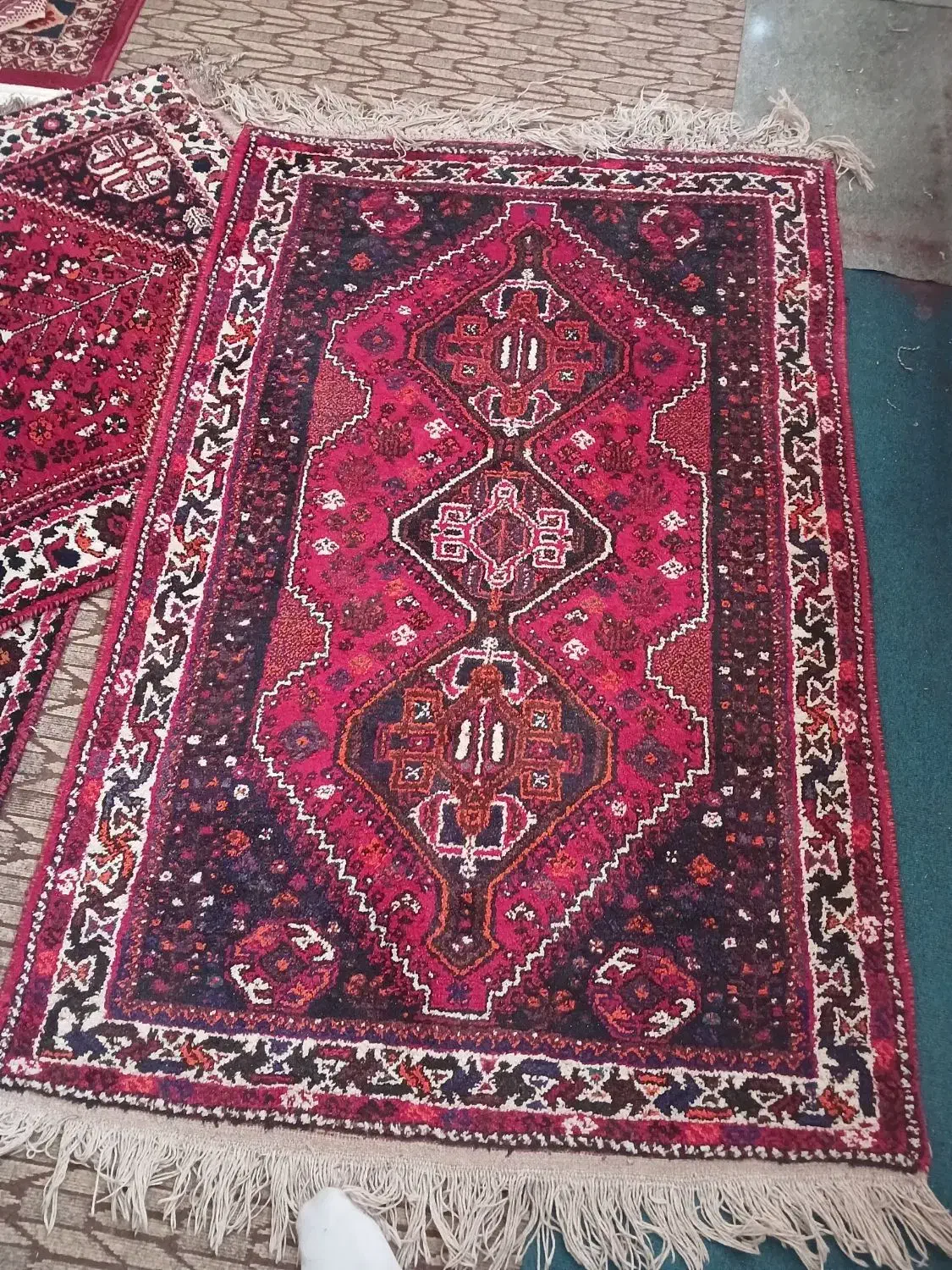 قالیچه پشمی|گلیم، جاجیم، گبه|شیراز, علی آباد|دیوار