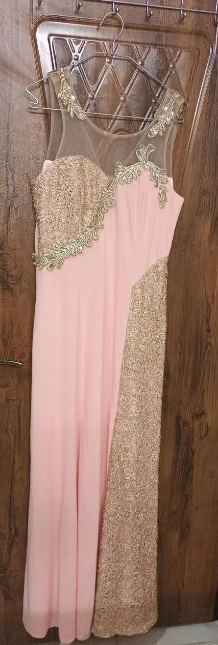 لباس مجلسی فقط ۱ بار پوشیده شده تمیز|لباس|اقبالیه, |دیوار