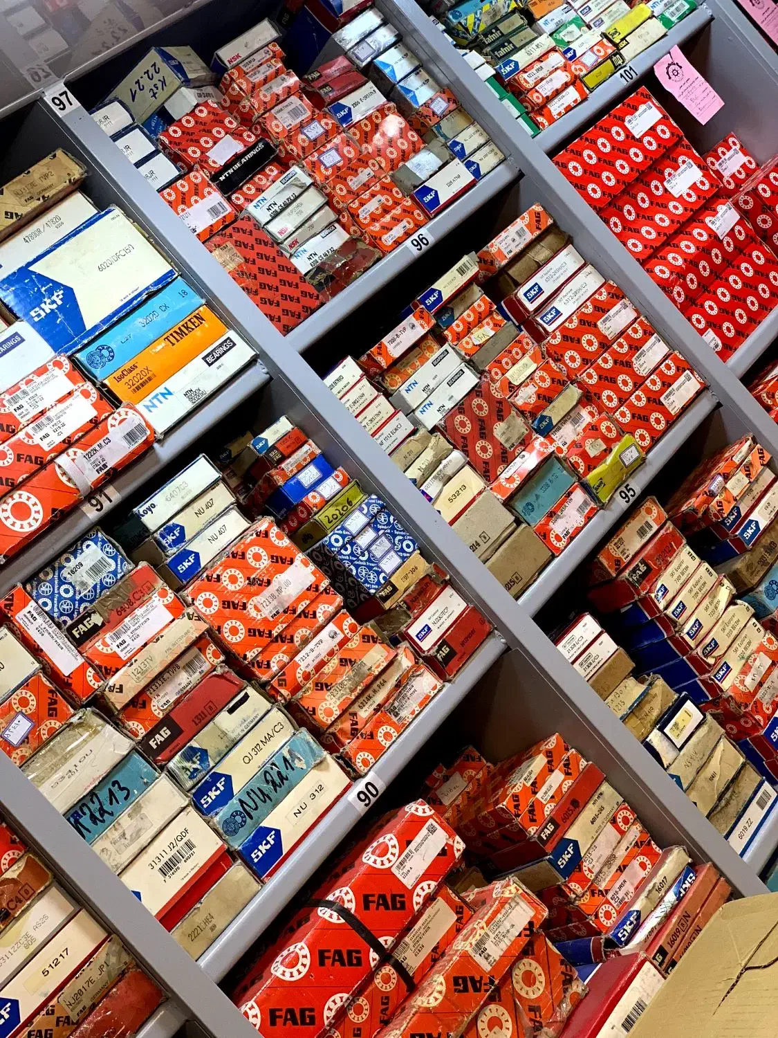 فروش انواع بلبرینگ و کاسه نمد با بهترین قیمت|قطعات یدکی و لوازم جانبی|تهران, بهارستان|دیوار