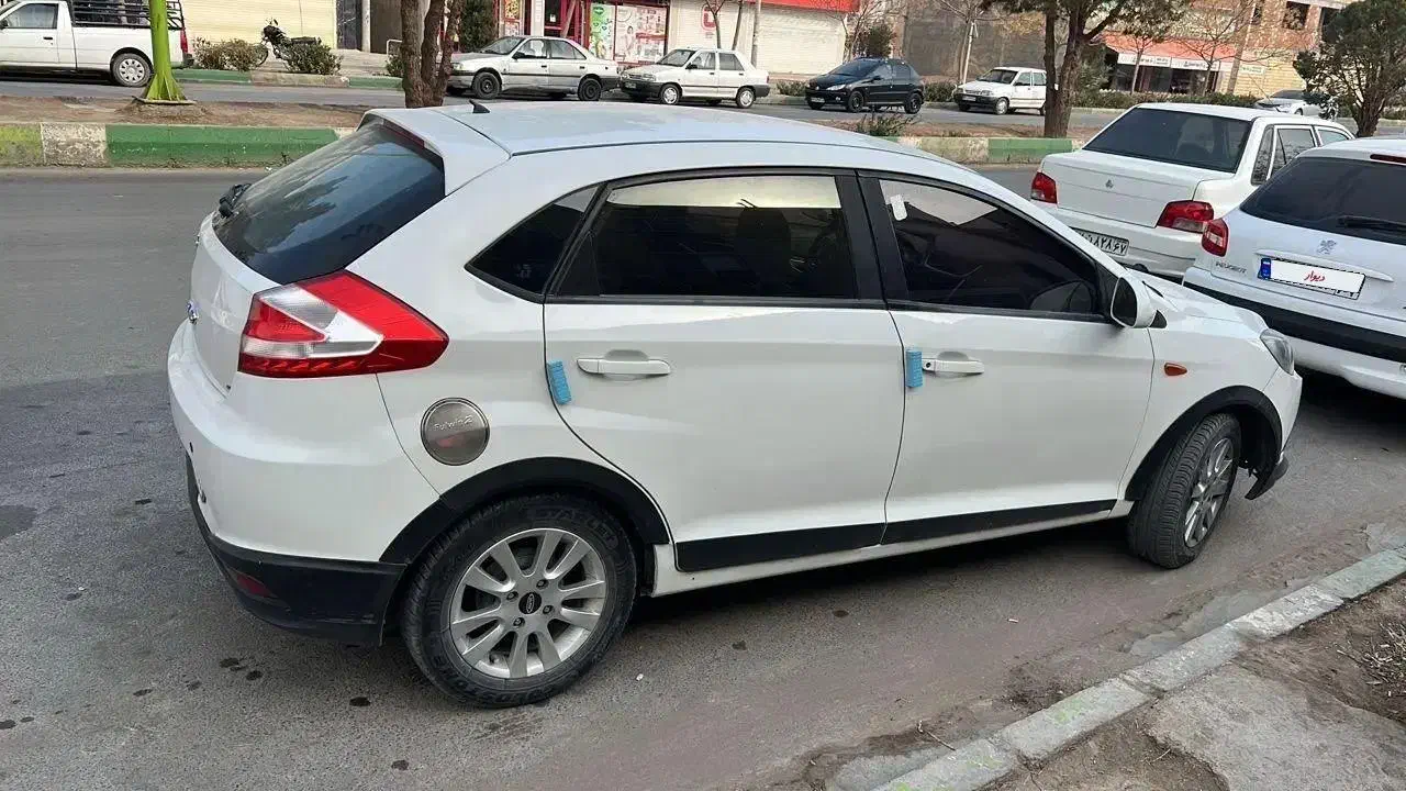 ام وی ام تمیز بدون رنگ و درجه یک|خودرو سواری و وانت|اصفهان, بهارستان|دیوار